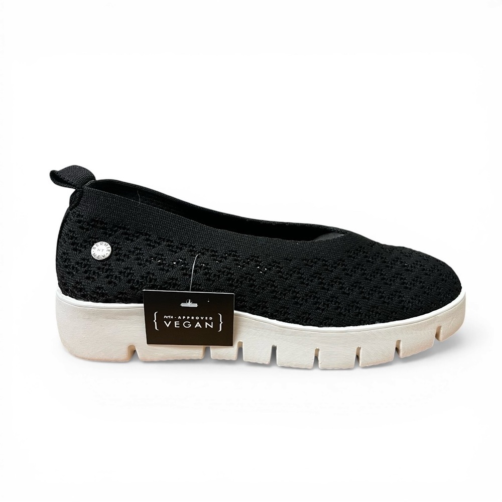 bernie mev. Black Knit Slip-On Sneakers with White Platform Sole